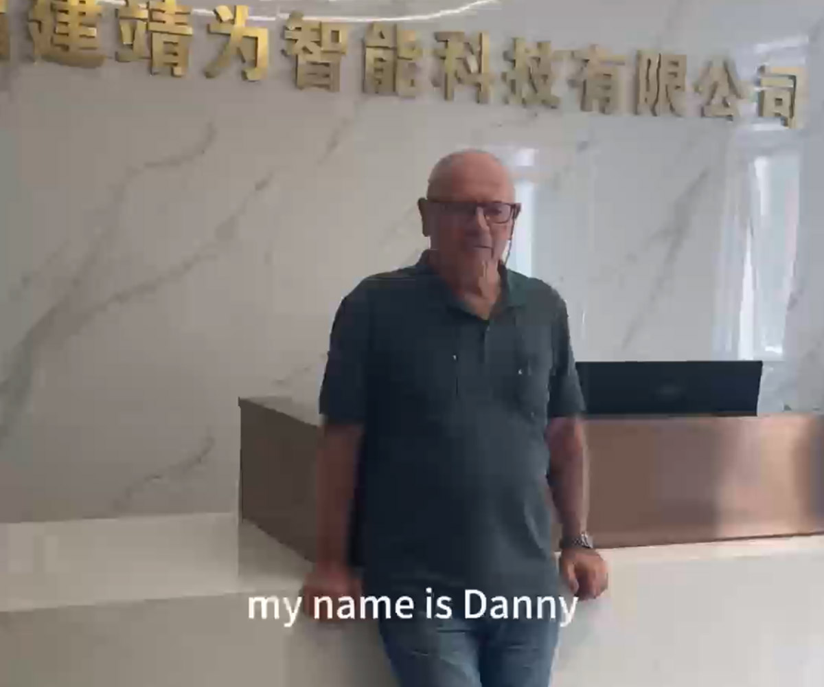 近期有客户到访我们的工厂